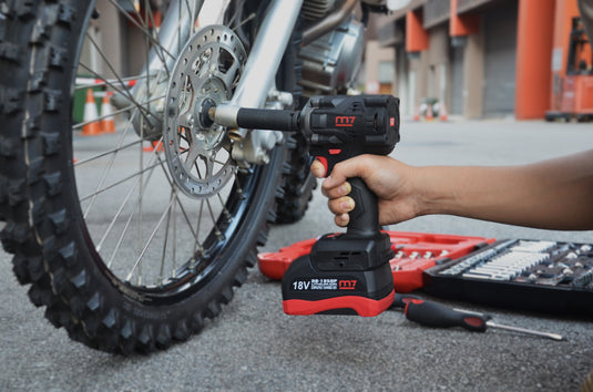 1/2" Mini Cordless Impact Wrench Kit