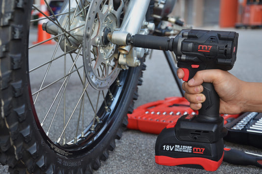 1/2" Mini Cordless Impact Wrench Kit