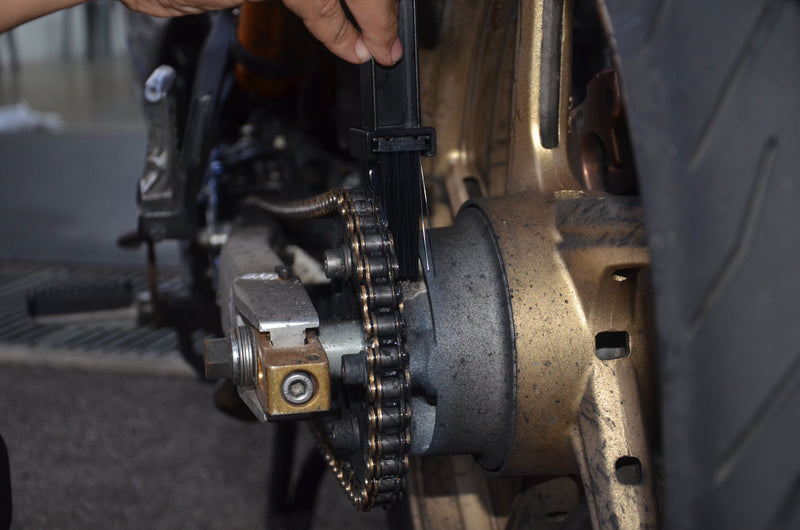 Load image into Gallery viewer, Motorcycle Chain Brush
