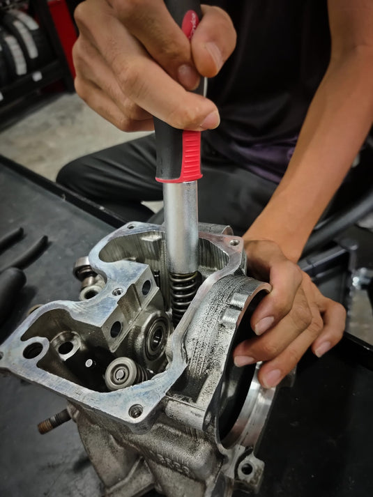 Valve Spring Extractor Valve Spring Collet Extractor / Installer – SIMZ Werkz