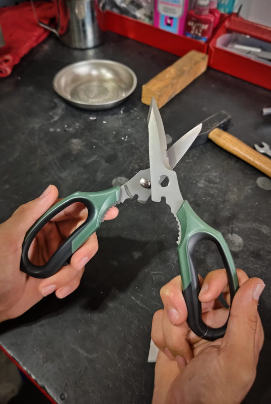 Multifunction Scissors – SIMZ Werkz