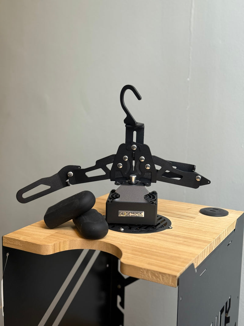 Load image into Gallery viewer, Portable Hanger Dryer with USB Fan (3700RPM)
