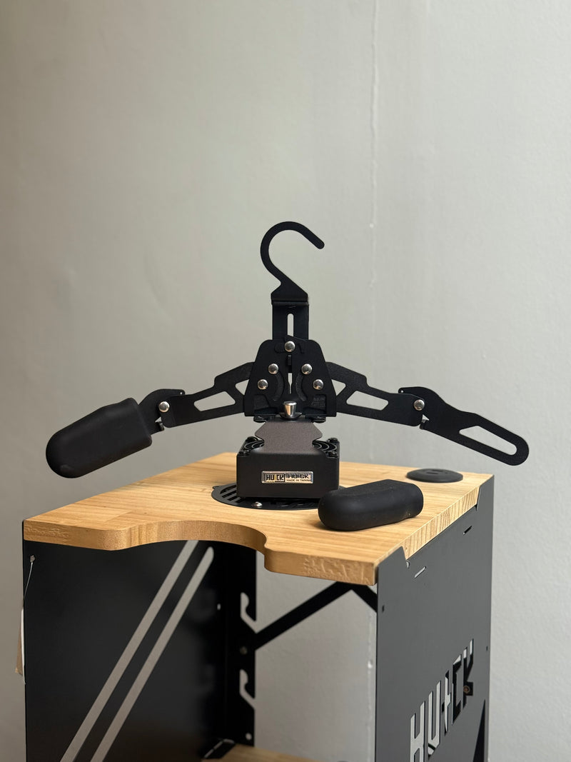 Load image into Gallery viewer, Portable Hanger Dryer with USB Fan (3700RPM)
