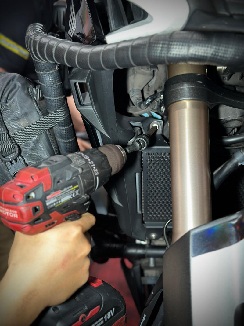 Load image into Gallery viewer, Hex 1/4" Impact Swivel Power Tool Universal Adaptor &amp; Cring Bit Holder

