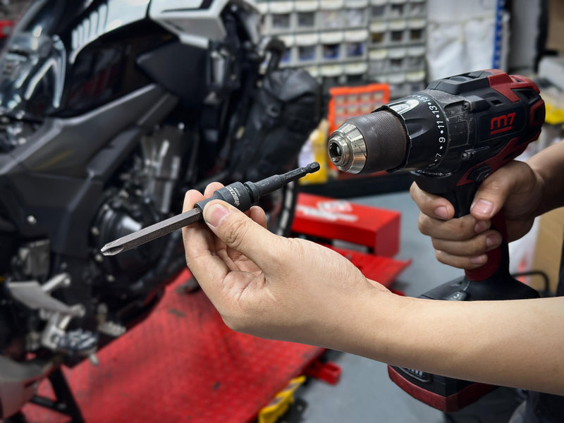 Load image into Gallery viewer, Hex 1/4" Impact Swivel Power Tool Universal Adaptor &amp; Cring Bit Holder
