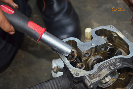 Valve Spring Extractor Valve Spring Collet Extractor / Installer – SIMZ Werkz