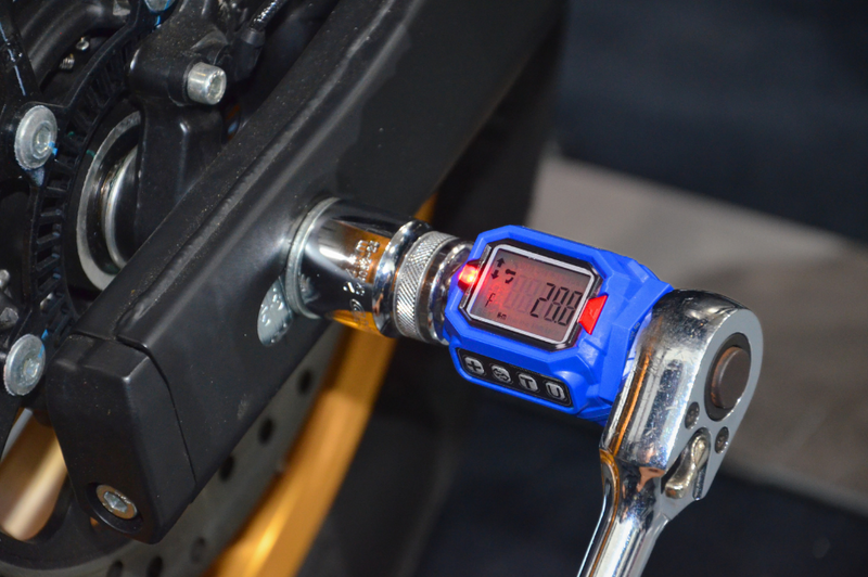 Load image into Gallery viewer, 3/8” Digital Torque Adapter, 1-205 Nm / 0.74-151 ft-lbs
