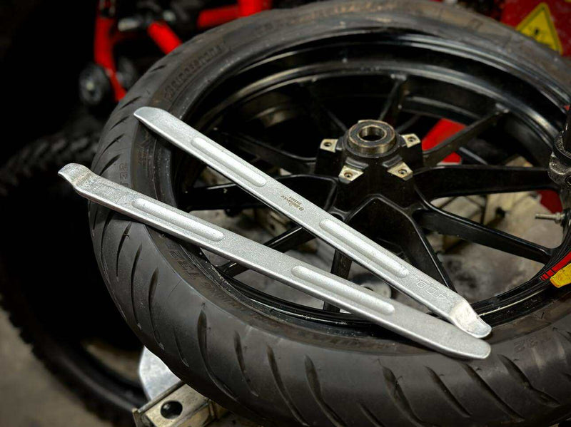 Load image into Gallery viewer, Tyre Lever - 400mm (15-3/4&quot;)

