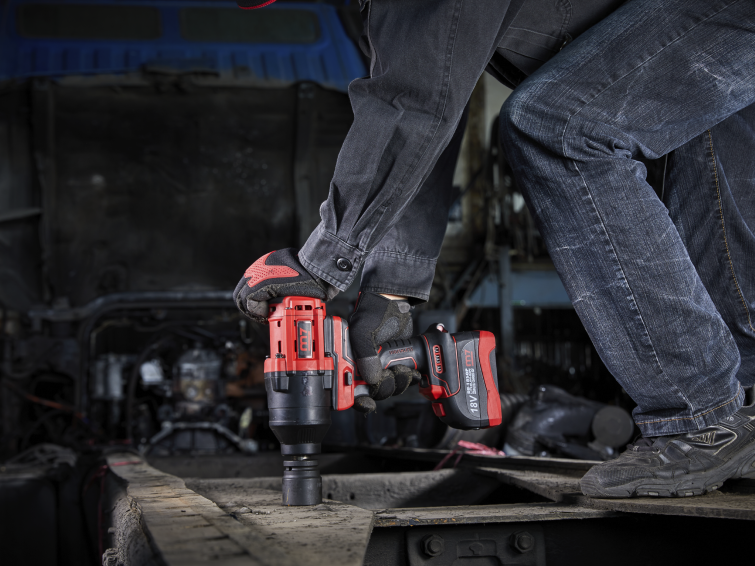 Load image into Gallery viewer, 3/4&quot; Dr. BL Cordless Impact Wrench
