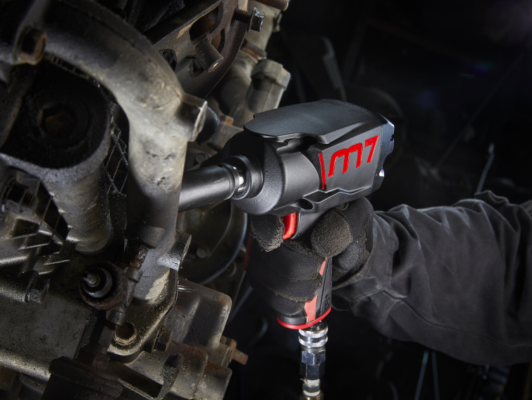 Load image into Gallery viewer, 1/2&quot; Dr. Composite Air impact Wrench, Twin Hammer, 500ft-Lb, 680 Nm
